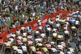 The peloton at the Philadelphia International Cycling Championship.
